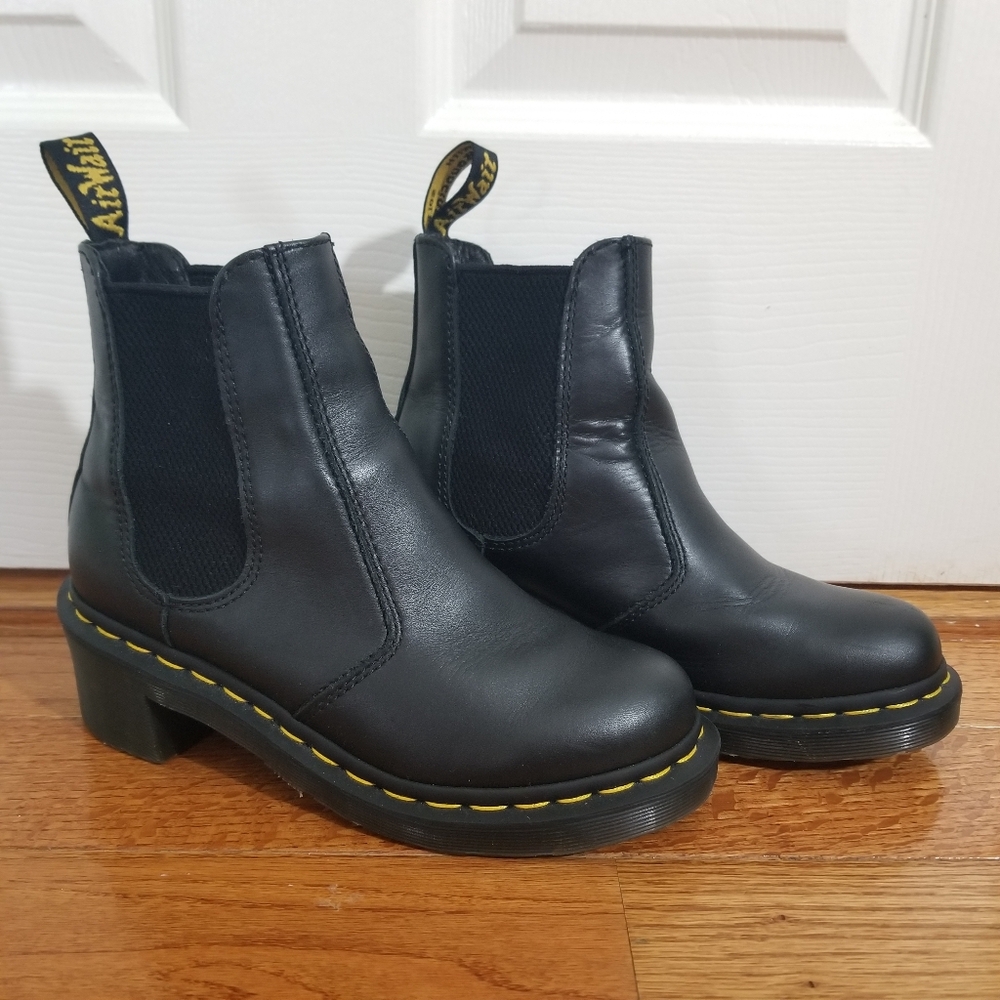Dr. Martens Cadence Heeled Black Leather Chelsea Boots Size 6 Womens